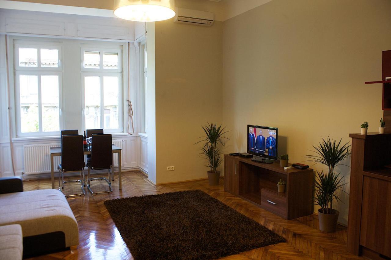 Five Season'S Apartment Budapeste Quarto foto